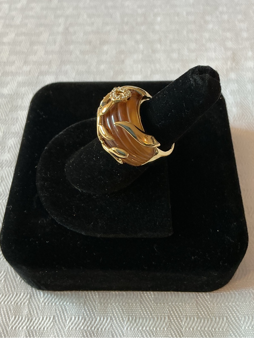 Camille Lucie Vintage Amber Acrylic Gold Plated Cocktail Ring - Picture 2 of 5